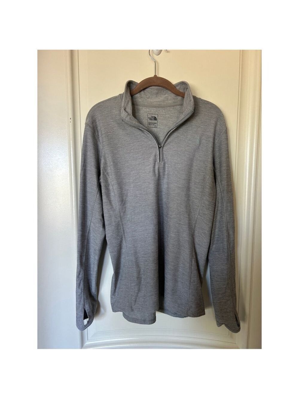 The North Face Women's Light Gray Half-Zip Long Sleeve Pullover - Picture 2 of 6